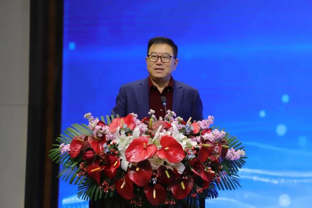 融合聚變，創(chuàng)新突破丨智慧產(chǎn)業(yè)集團2022年度總結(jié)暨表彰大會順利召開